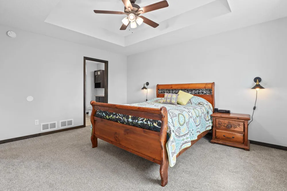 1024 Bellaire Boulevard NW Isanti, MN 55040