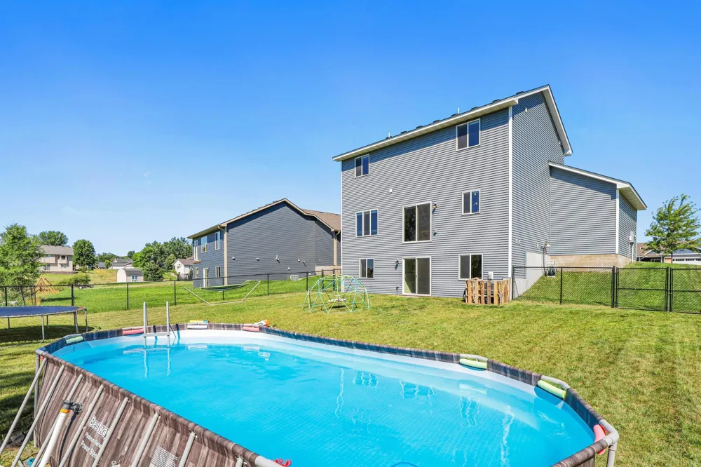 1024 Bellaire Boulevard NW Isanti, MN 55040