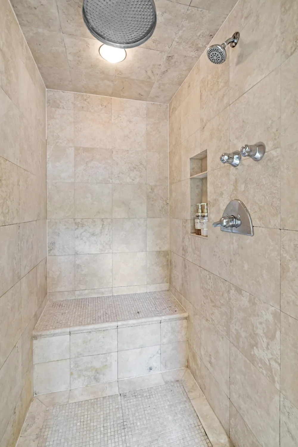 5434 Vincent Avenue S Minneapolis, MN 55410