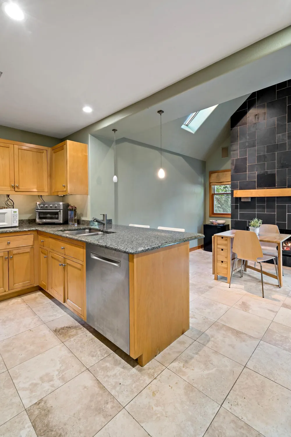 5434 Vincent Avenue S Minneapolis, MN 55410