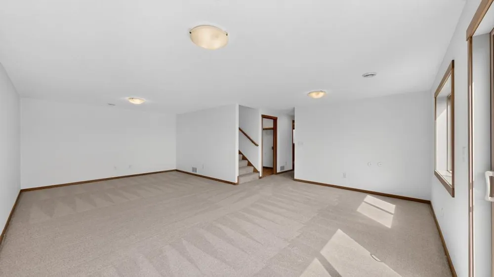 6176 Cody Lane NW Rochester, MN 55901