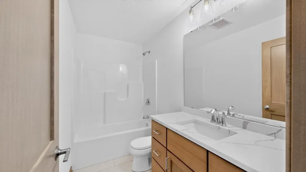 6176 Cody Lane NW Rochester, MN 55901