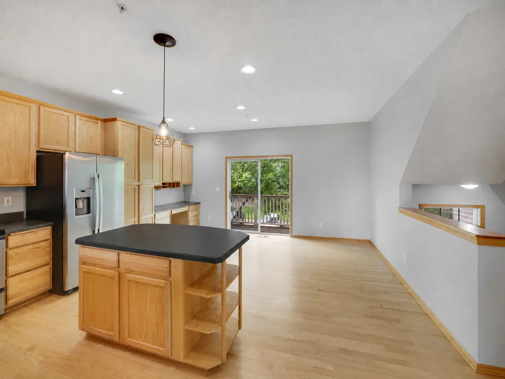 13761 54th Avenue Plymouth, MN 55446
