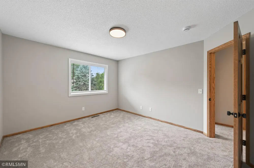 89 126th Lane NW Coon Rapids, MN 55448