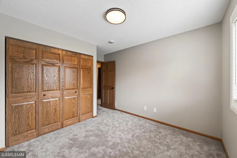 89 126th Lane NW Coon Rapids, MN 55448