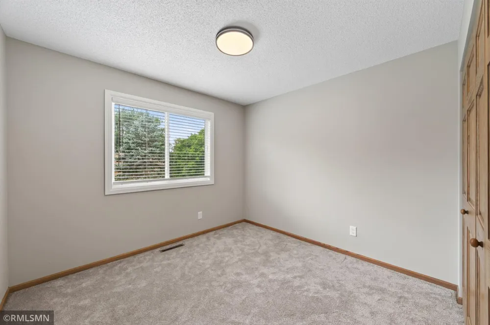 89 126th Lane NW Coon Rapids, MN 55448