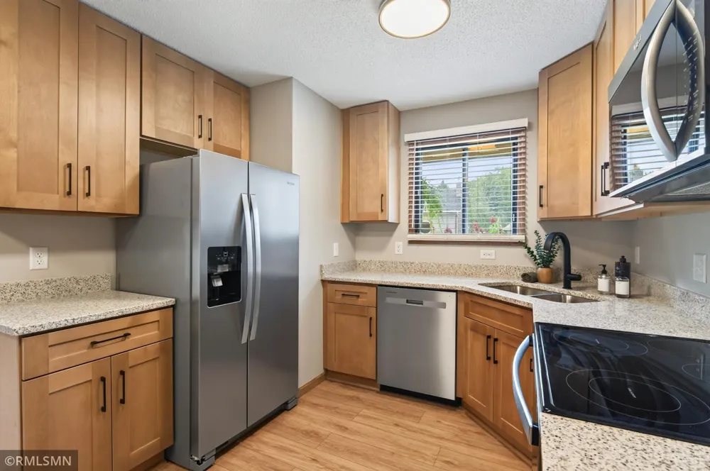 89 126th Lane NW Coon Rapids, MN 55448