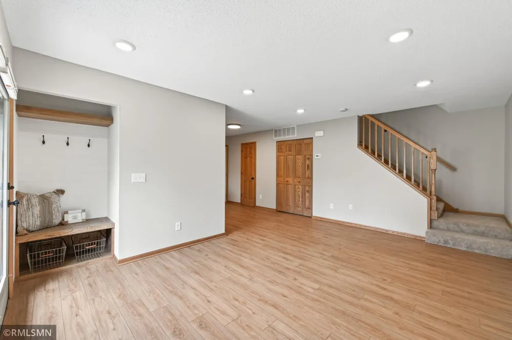 89 126th Lane NW Coon Rapids, MN 55448