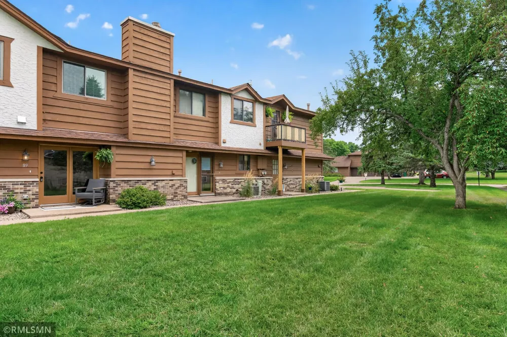 89 126th Lane NW Coon Rapids, MN 55448