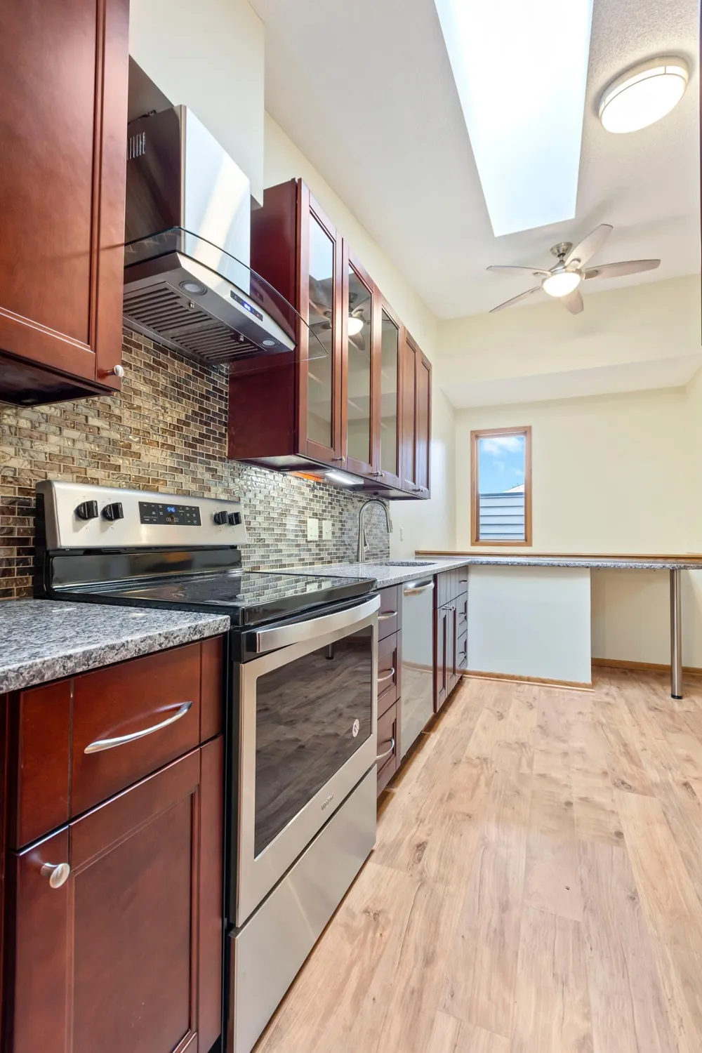 5546 Village Drive Edina, MN 55439