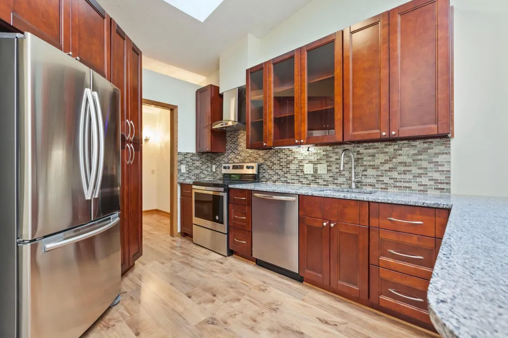 5546 Village Drive Edina, MN 55439