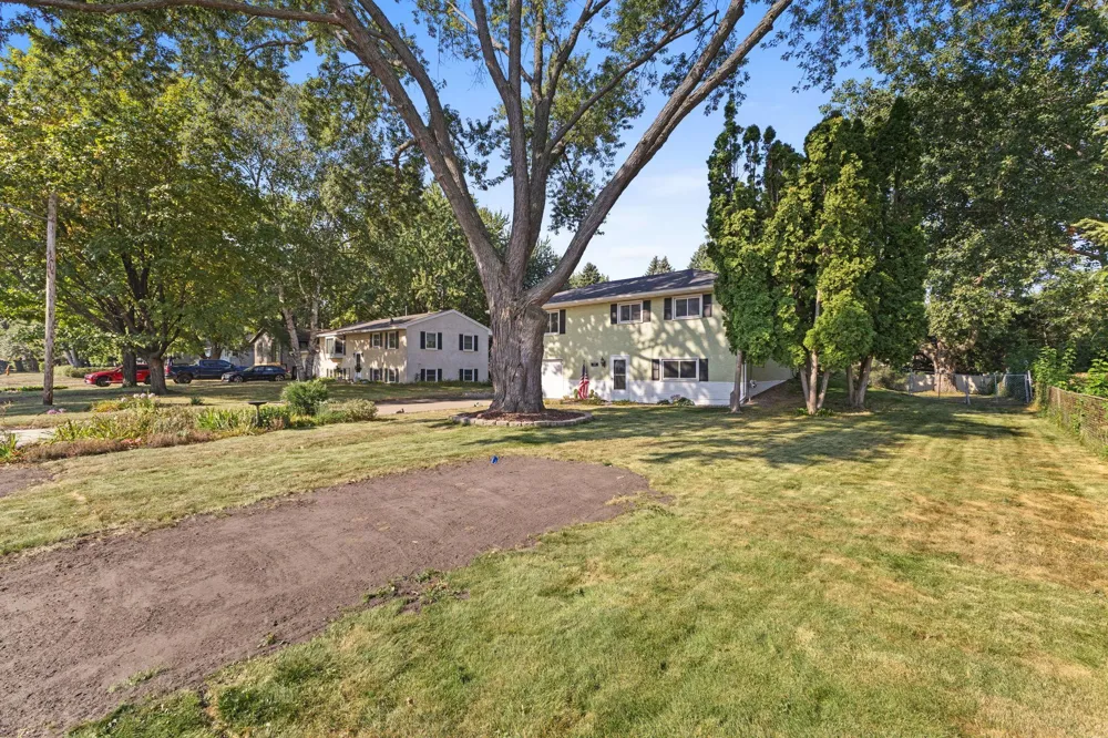 7430 Able Street NE Fridley, MN 55432