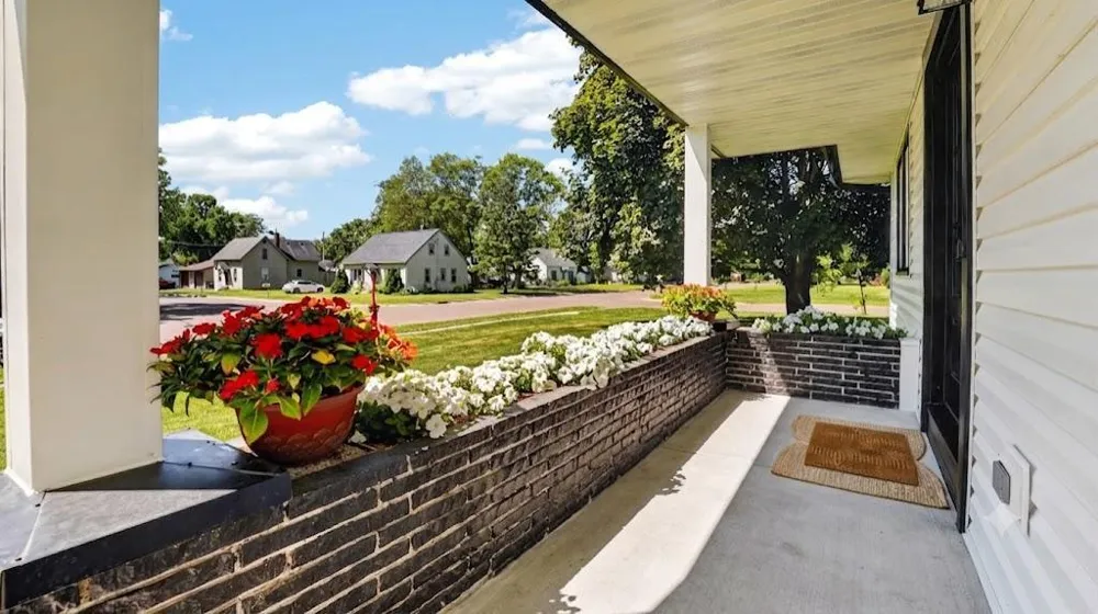 285 W 1st Street Rush City, MN 55069