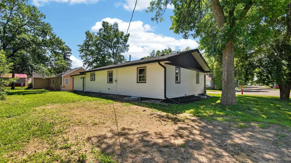 285 W 1st Street Rush City, MN 55069