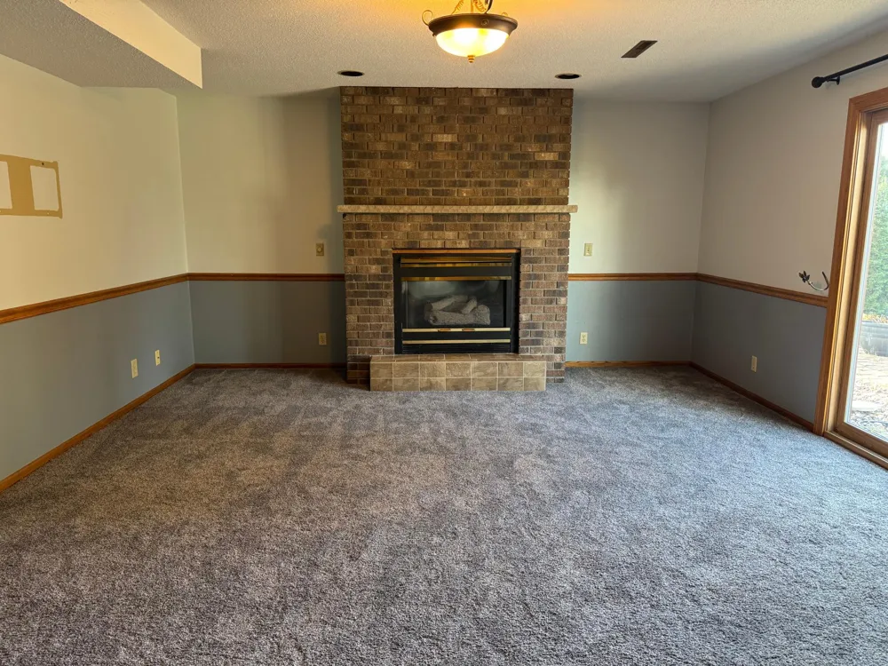 4002 Oak Knoll Drive Eau Claire, WI 54701