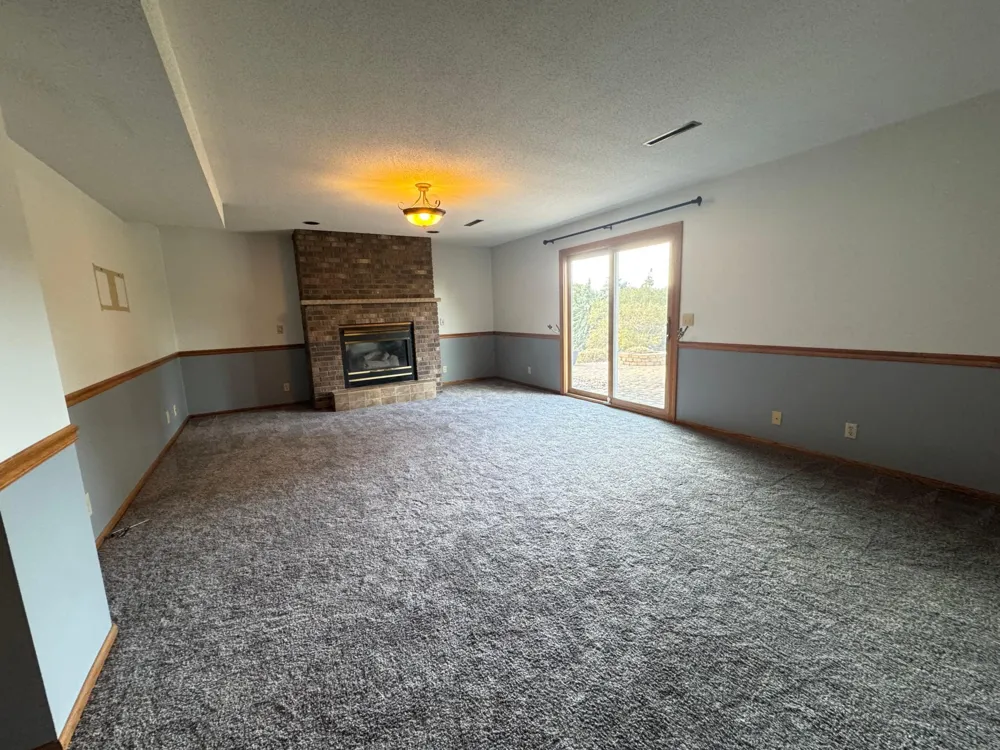 4002 Oak Knoll Drive Eau Claire, WI 54701