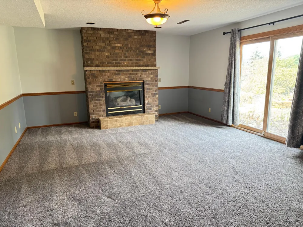 4002 Oak Knoll Drive Eau Claire, WI 54701