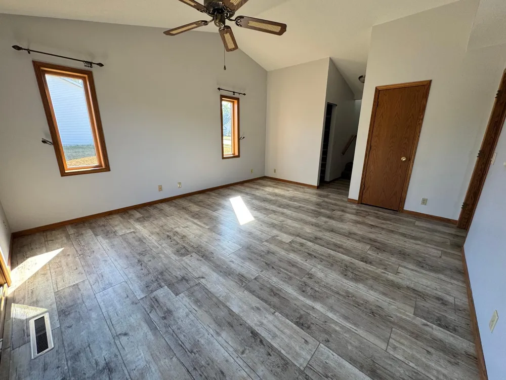 4002 Oak Knoll Drive Eau Claire, WI 54701