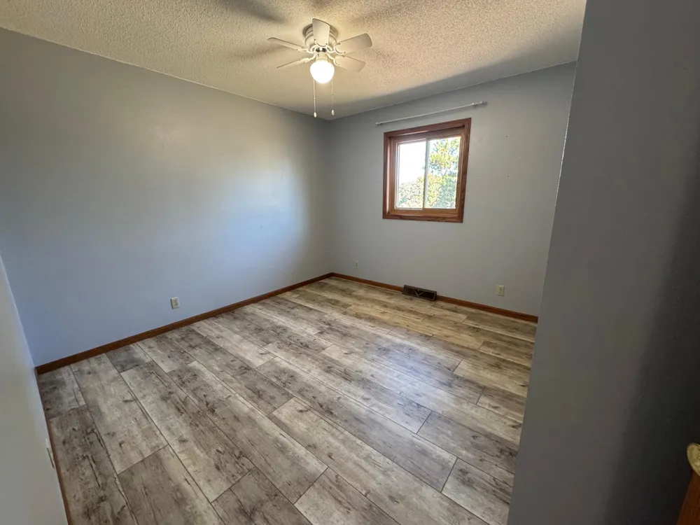 4002 Oak Knoll Drive Eau Claire, WI 54701