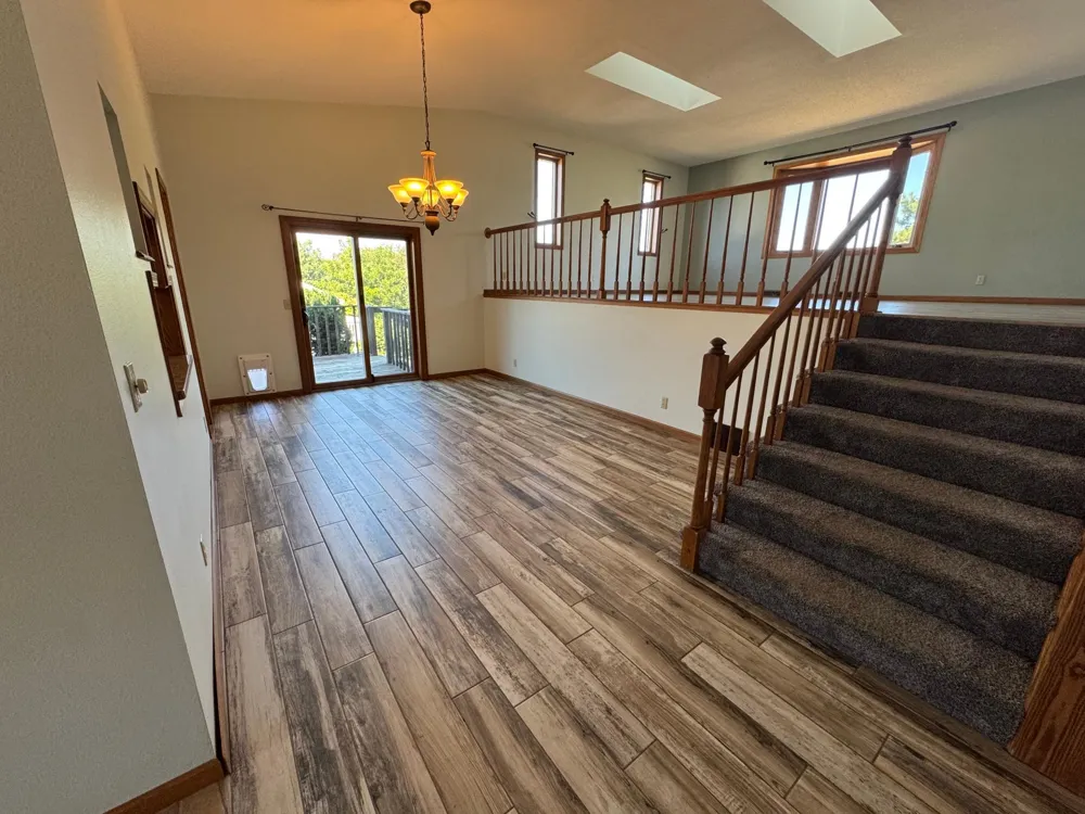 4002 Oak Knoll Drive Eau Claire, WI 54701