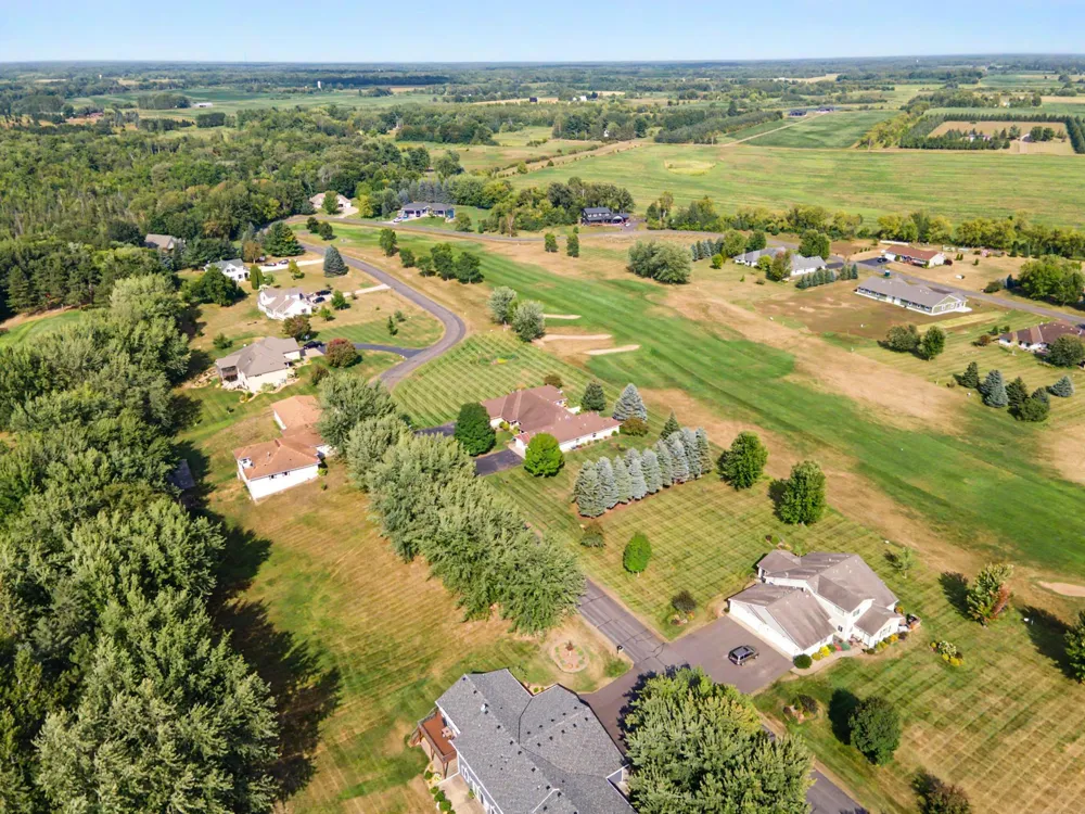 2027 and 2029 Highland Circle W Mora, MN 55051