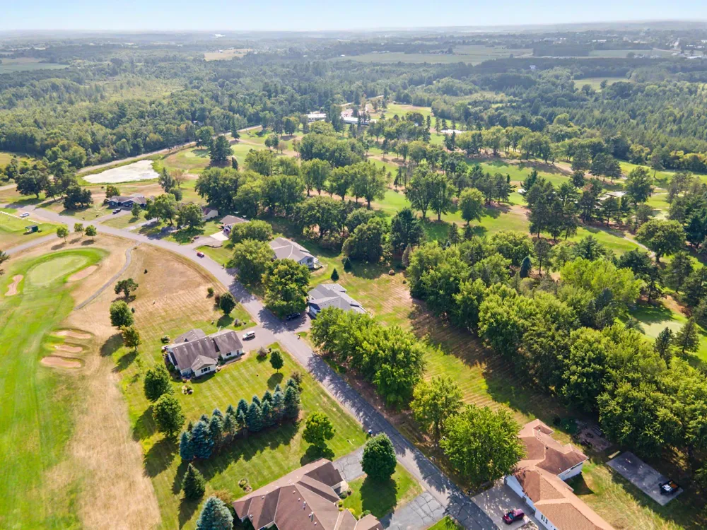 2027 and 2029 Highland Circle W Mora, MN 55051