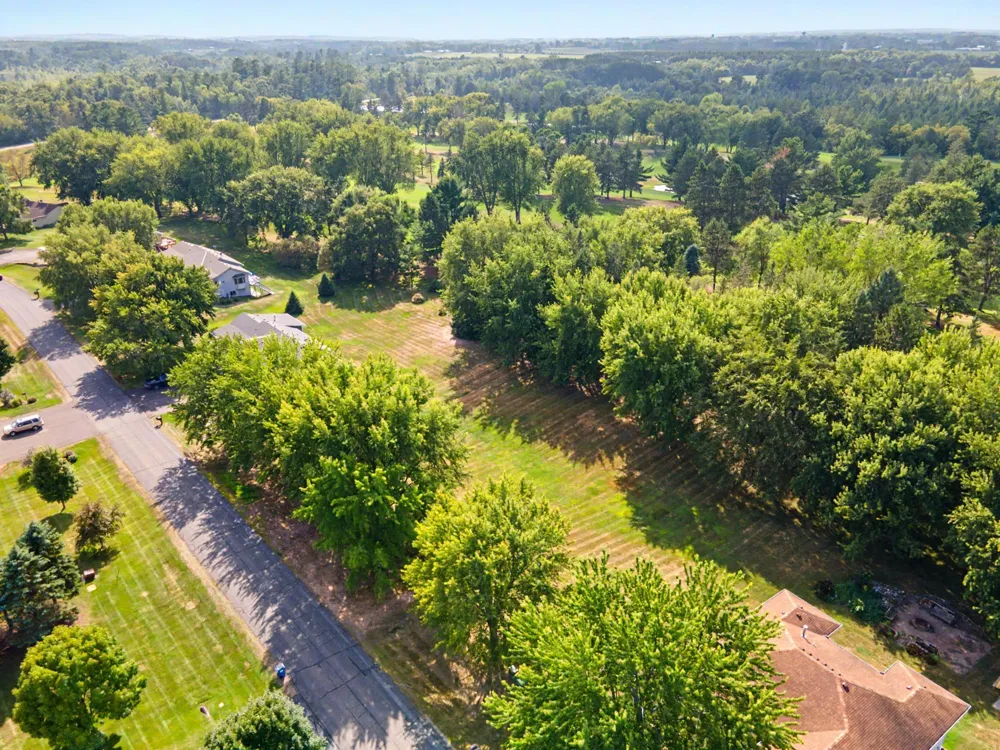 2027 and 2029 Highland Circle W Mora, MN 55051