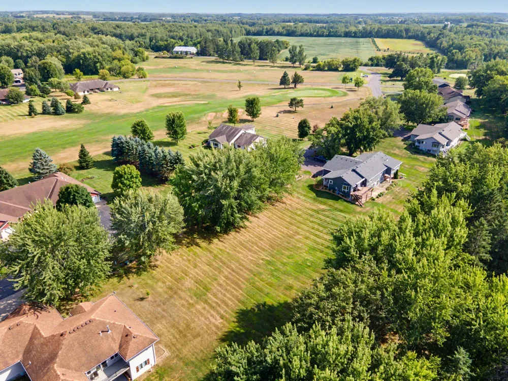 2027 and 2029 Highland Circle W Mora, MN 55051