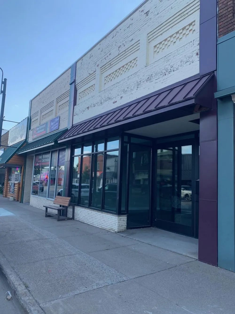 223-225 S Knowles Avenue New Richmond, WI 54017