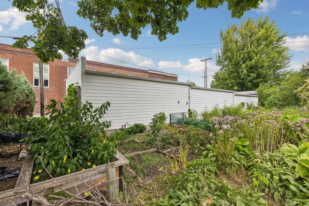 2040 Como Avenue #104 Saint Paul, MN 55108