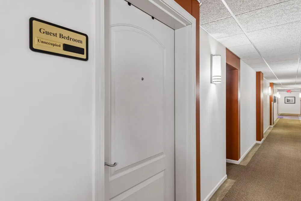 2040 Como Avenue #104 Saint Paul, MN 55108