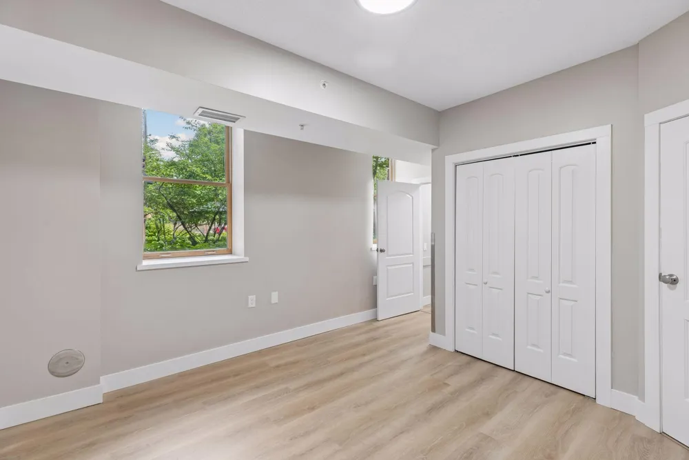 2040 Como Avenue #104 Saint Paul, MN 55108