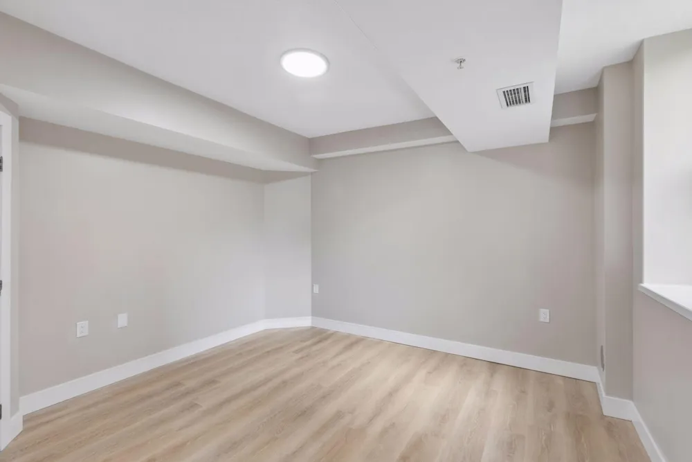 2040 Como Avenue #104 Saint Paul, MN 55108
