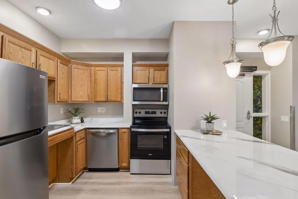 2040 Como Avenue #104 Saint Paul, MN 55108