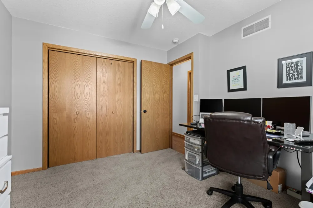 4212 Sapphire Lane NW Rochester, MN 55901