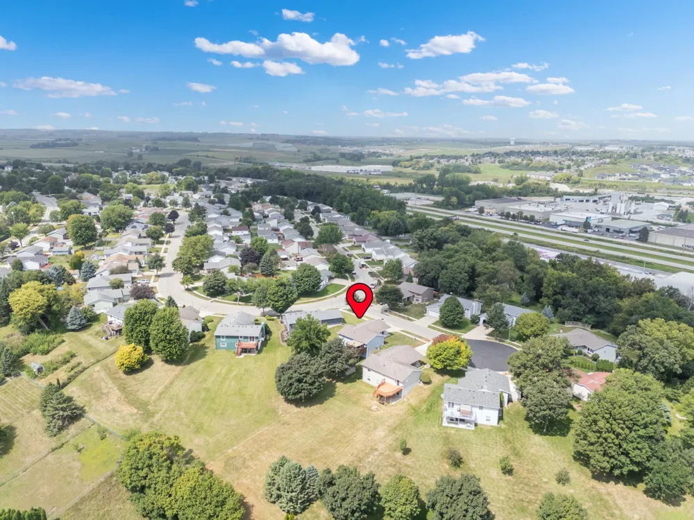 4212 Sapphire Lane NW Rochester, MN 55901
