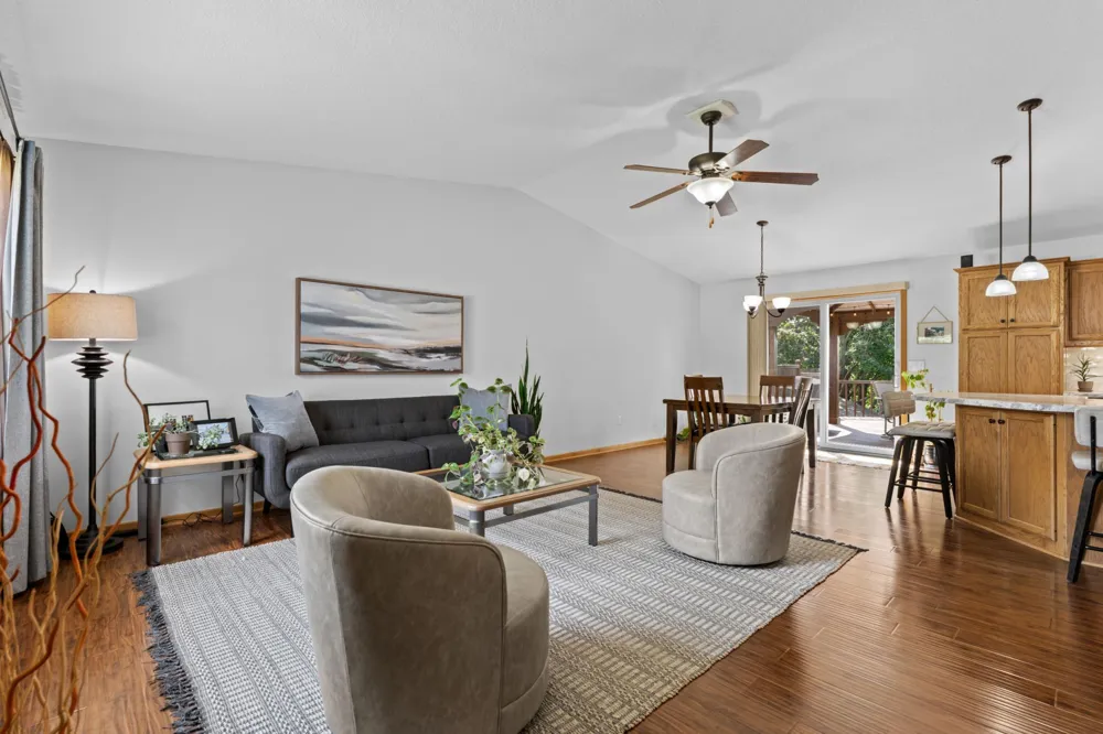 4212 Sapphire Lane NW Rochester, MN 55901
