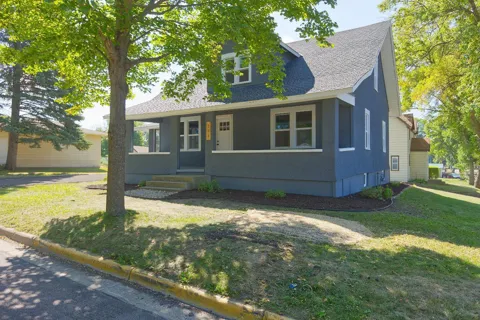 251 Winsted Avenue W