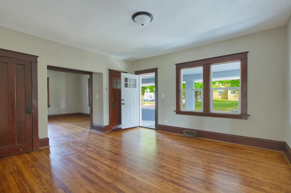 251 Winsted Avenue W Winsted, MN 55395