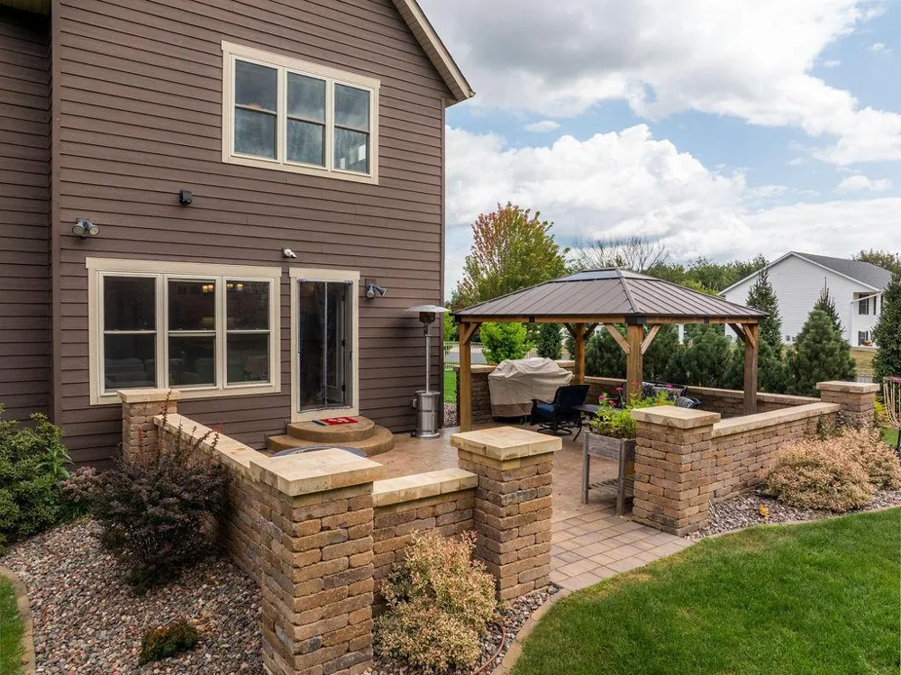 4766 S Oakwood Hills Parkway Eau Claire, WI 54701