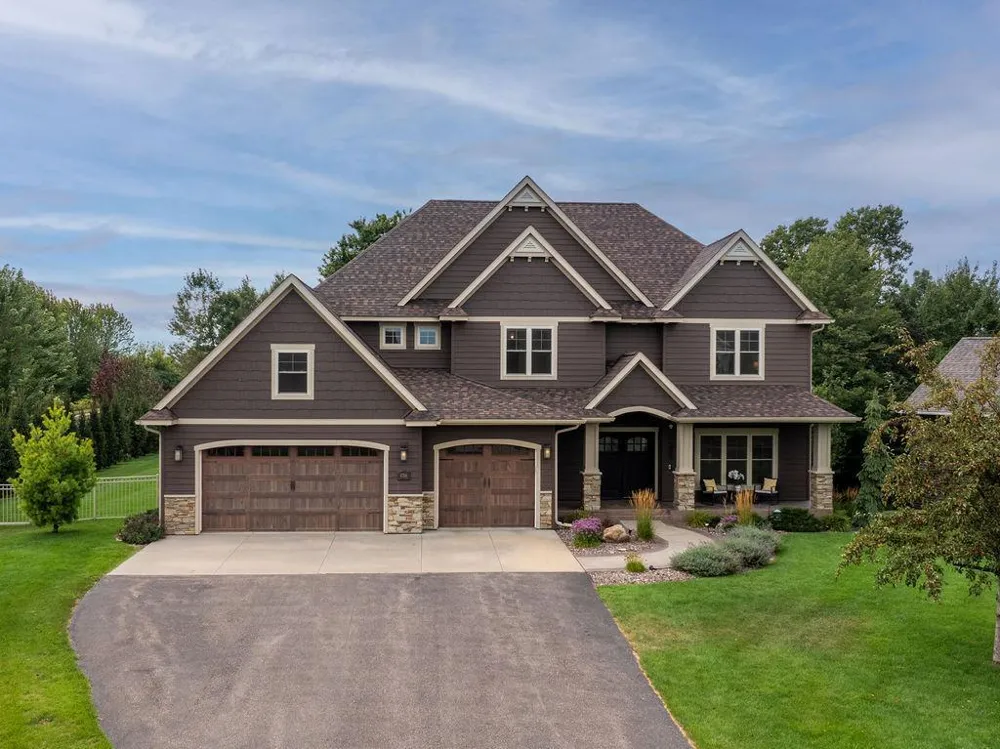 4766 S Oakwood Hills Parkway Eau Claire, WI 54701
