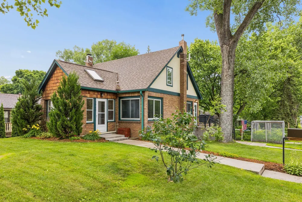 2940 Maryland Avenue S Saint Louis Park, MN 55426