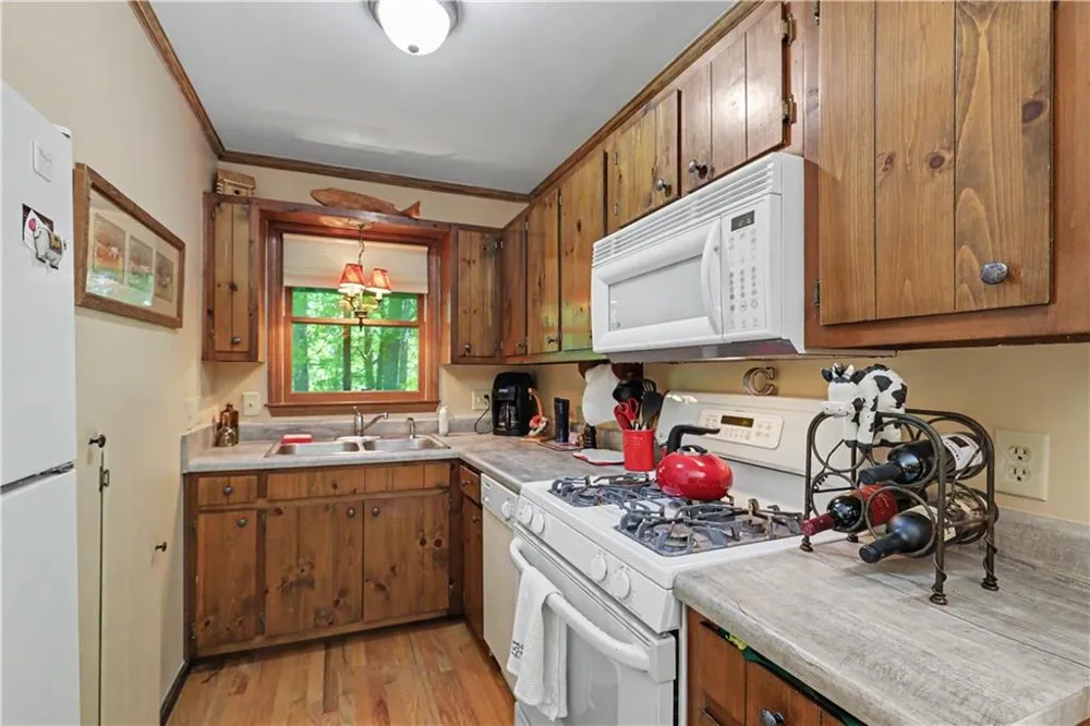 102 Moses Road Rabun Gap, GA 30568