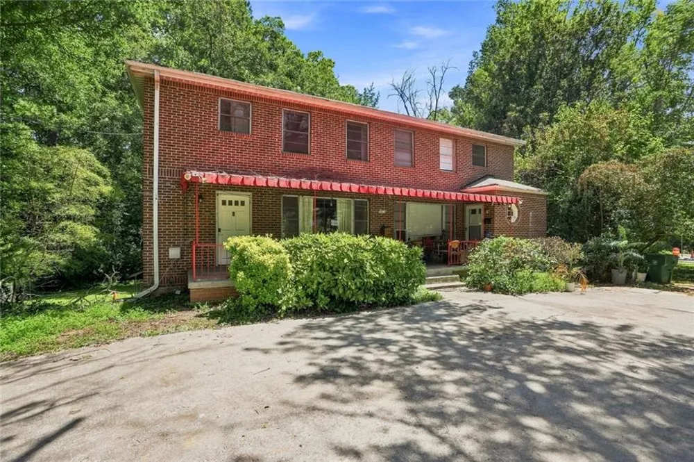 1515 Beech Valley Way NE Atlanta, GA 30306