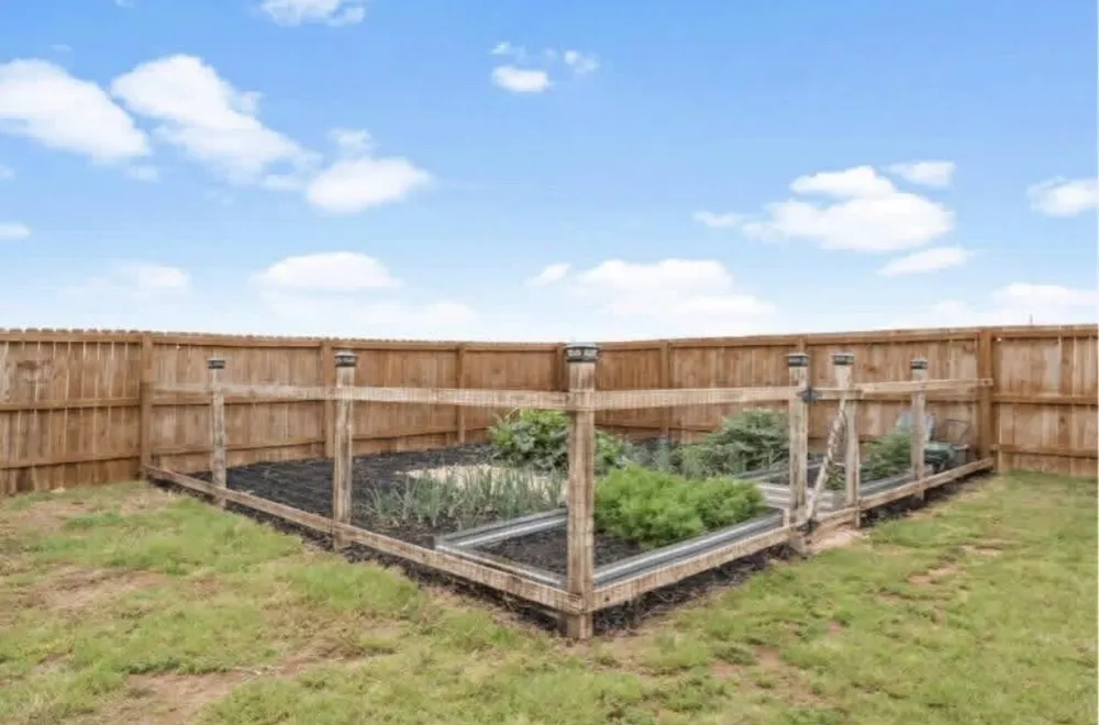 608 County Road 3760 Road Slaton, TX 79364