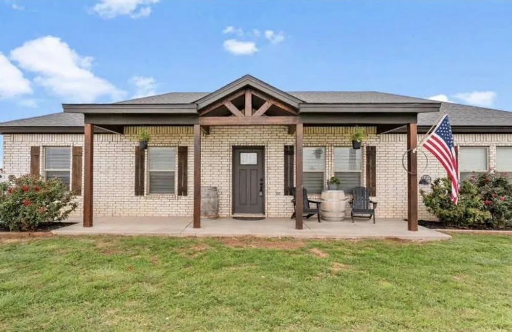 608 County Road 3760 Road Slaton, TX 79364