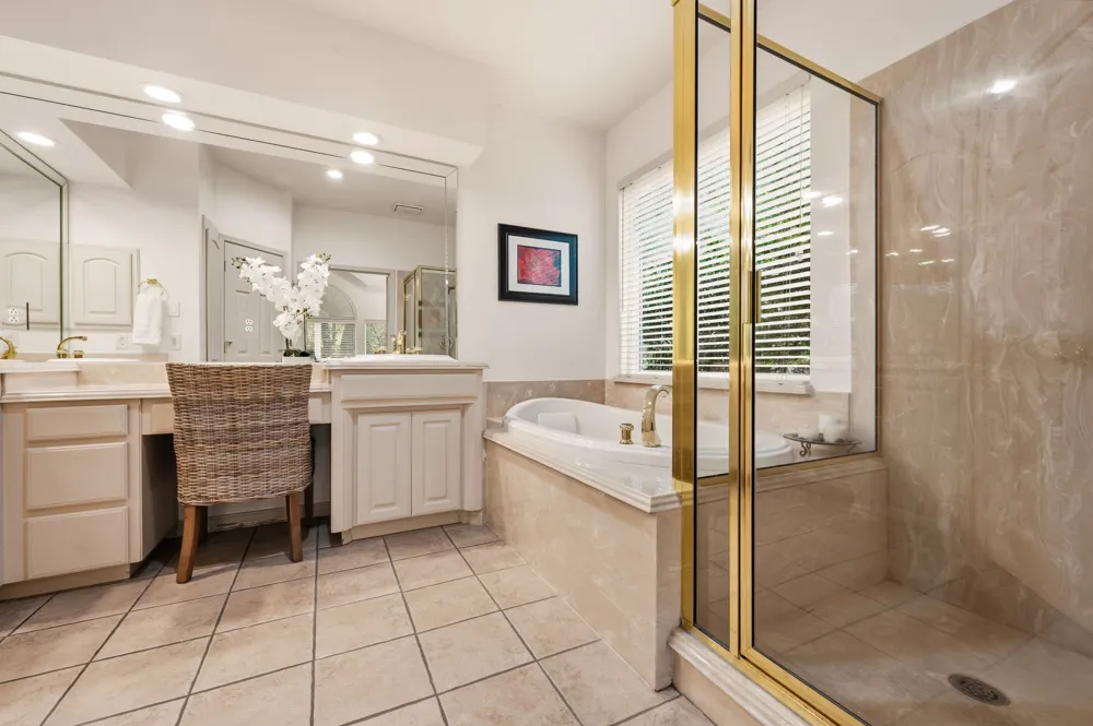 3906 Brookfield Drive Arlington, TX 76001