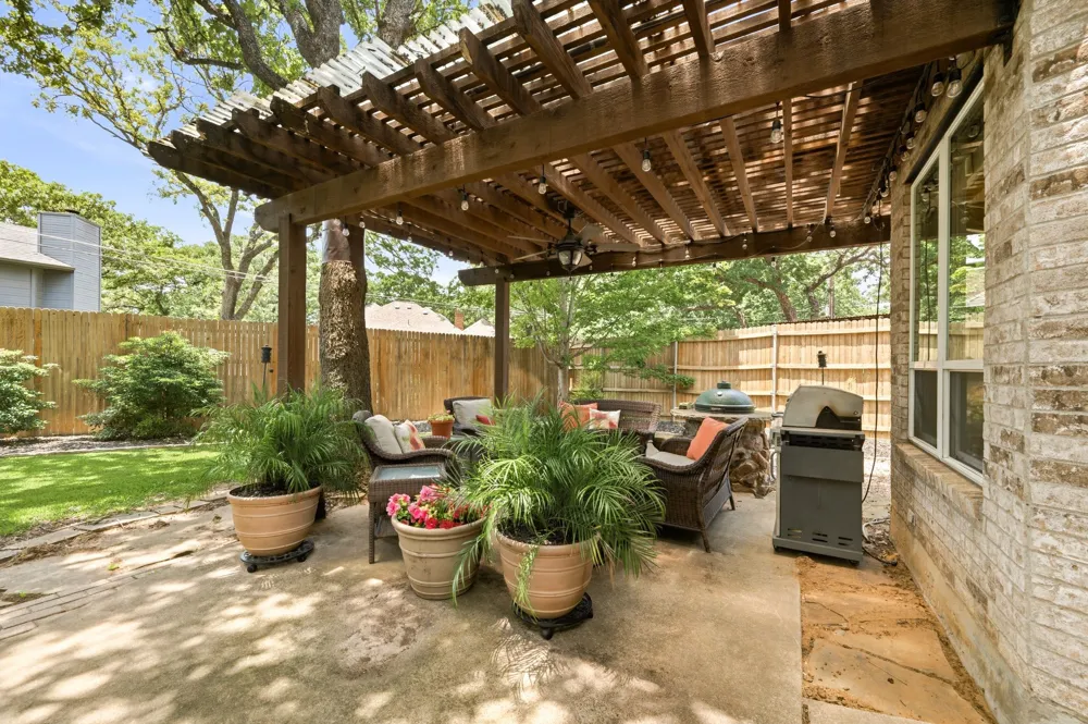 3906 Brookfield Drive Arlington, TX 76001