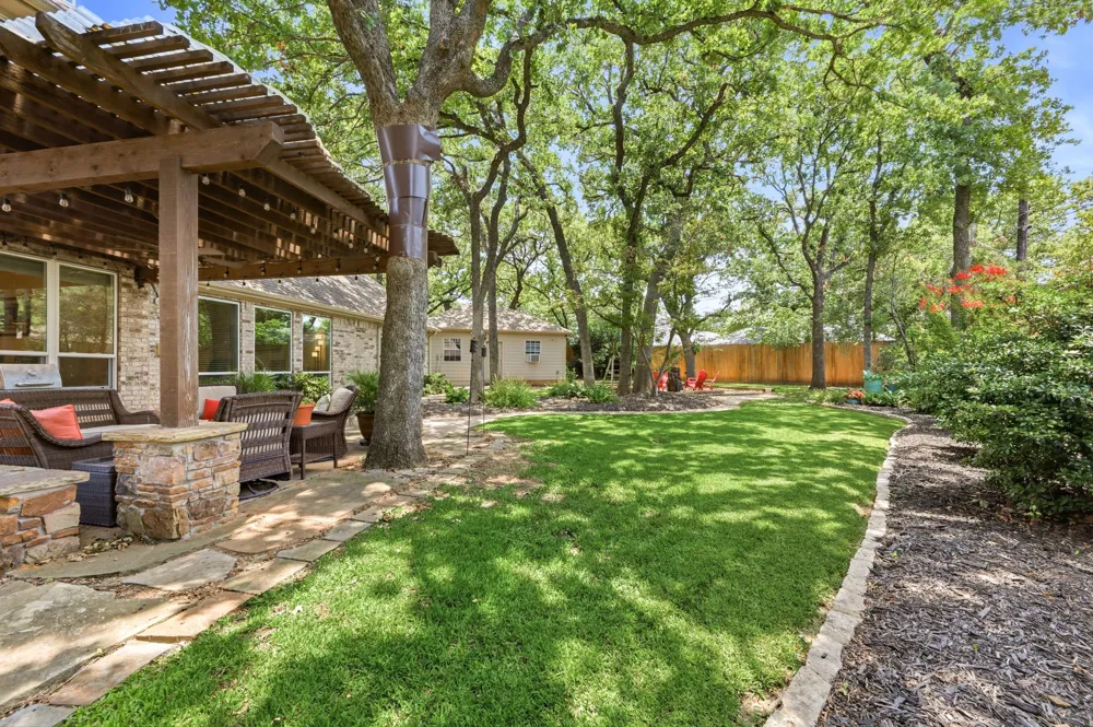 3906 Brookfield Drive Arlington, TX 76001