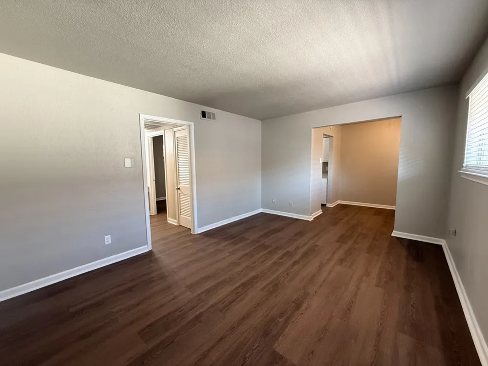 808 Blaylock Drive #202 Dallas, TX 75203